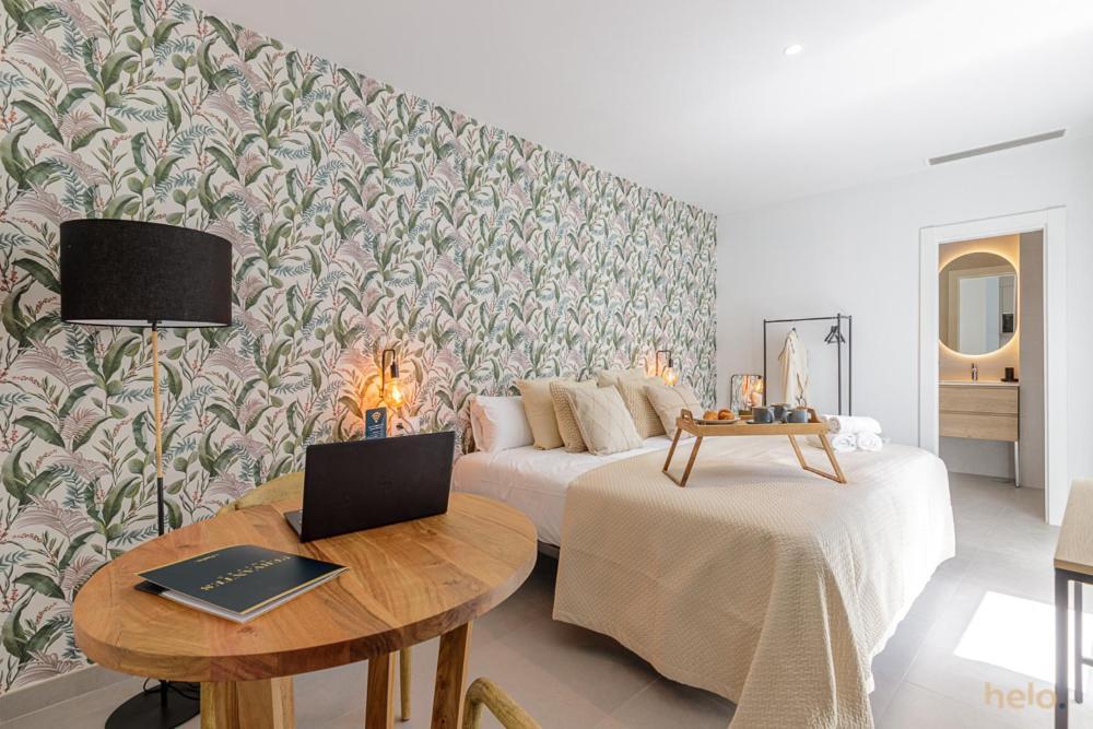 Cervantes Suites Малага Екстериор снимка