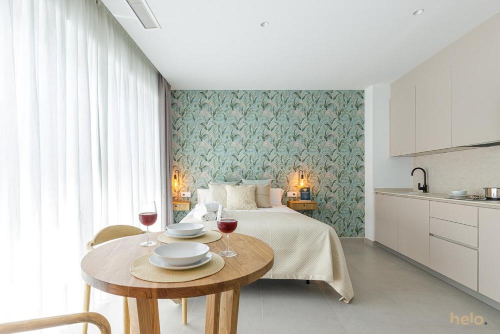 Cervantes Suites Малага Екстериор снимка